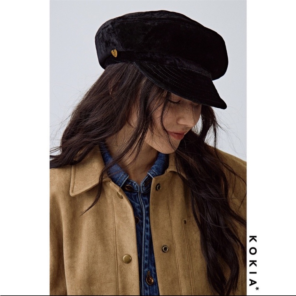 velvet hat